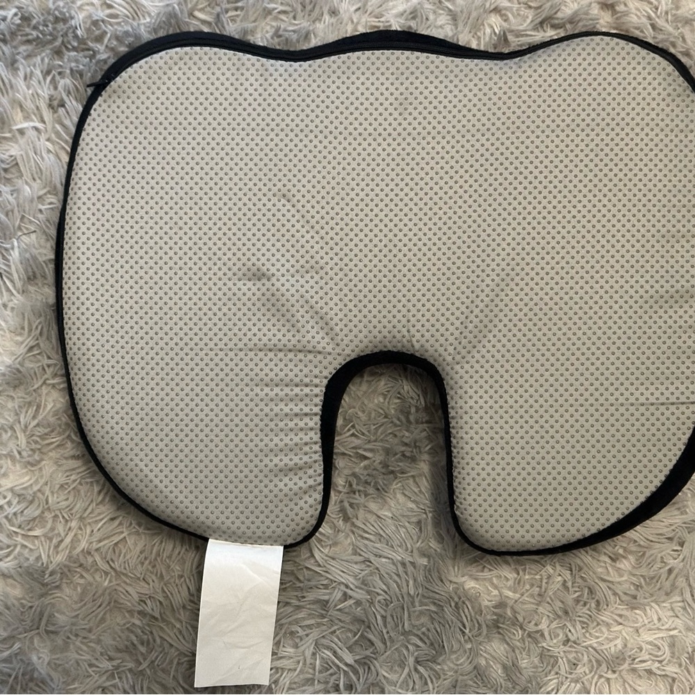 ComfiLife Black Memory Foam Seat Cushion - Picture 2 of 5